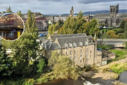 Paisley Glasgow: Abbey, History & Festivals | Glasgow Express