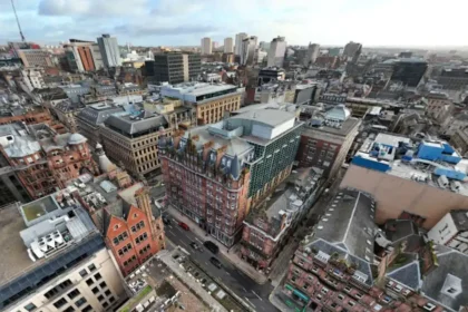 Is Glasgow a Cheaper Place to Live in Than London for Professionals