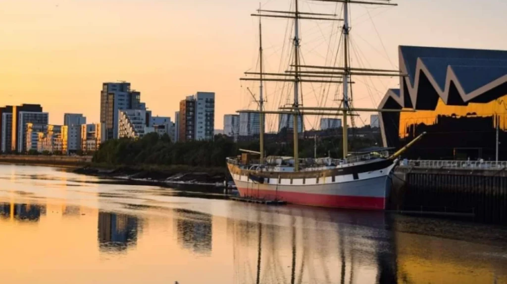 What Are The Best Websites For Glasgow News Today?