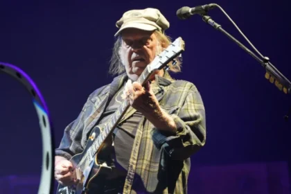 What Should You Know Before Getting Neil Young Tickets in Glasgow?