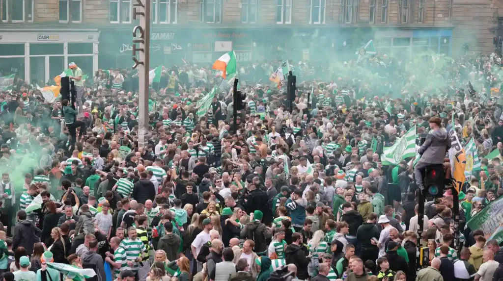 What are the benefits for Glasgow‑based Celtic fans?