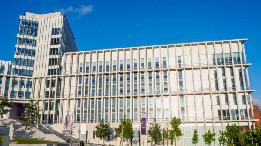 Best Glasgow Neighbourhoods for Schools: Family Guide