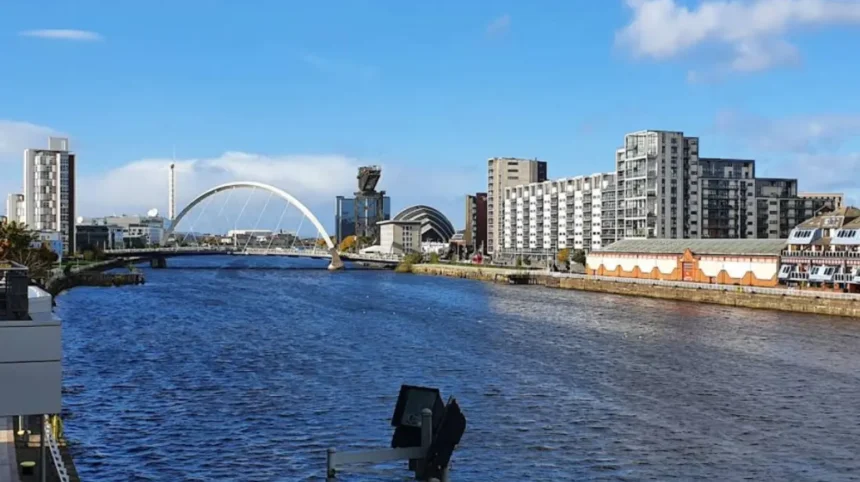 How Locals In Glasgow Select The Best Reliable Daily News Options