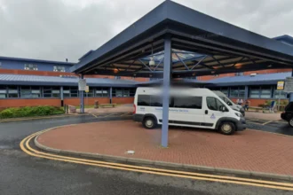 How to Get University Hospital Hairmyres Photos in Glasgow: Essential Guide