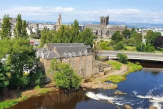 What Are The Most Ultimate Ways To Get From Paisley To Glasgow