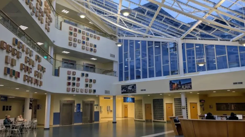 What Is University Hospital Hairmyres and Where Is It Located?