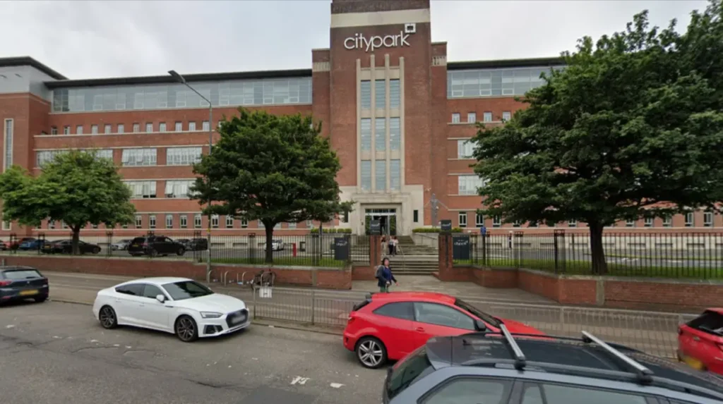 What Tech Companies Have Offices in Glasgow and How Much Do They Pay?