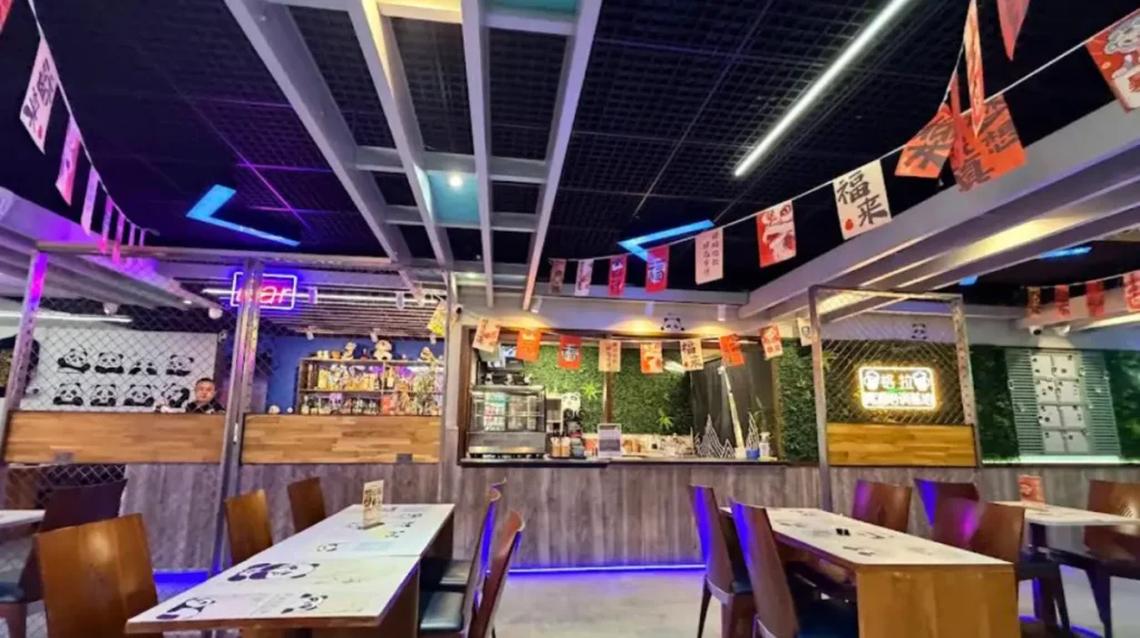 What counts as a proper curry in Glasgow?