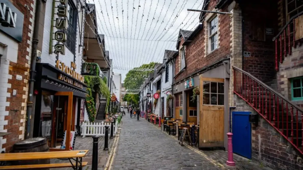 What is Ashton Lane and where is it located?