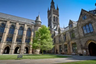 Glasgow University Freshers Week Guide – Glasgow 2026