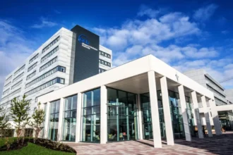Is Glasgow Caledonian University a Good Choice Over Strathclyde University Today?