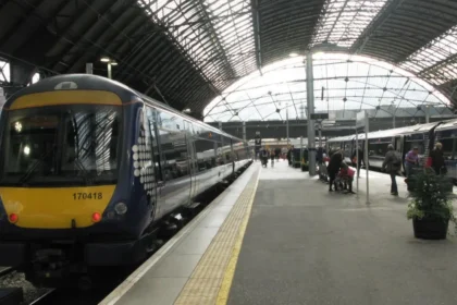 Is Loch Lomond 20 Minutes From Glasgow by Train