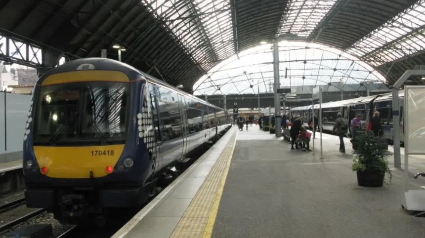 Is Loch Lomond 20 Minutes From Glasgow by Train