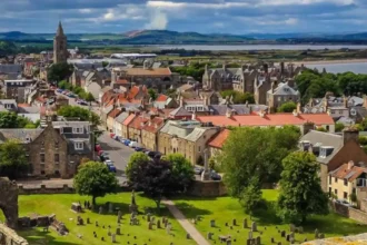 Manhunt Underway After Syrian Refugee Stabbed in Royston, Glasgow 2026