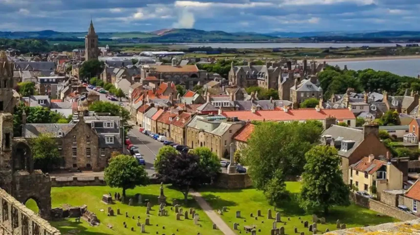Manhunt Underway After Syrian Refugee Stabbed in Royston, Glasgow 2026