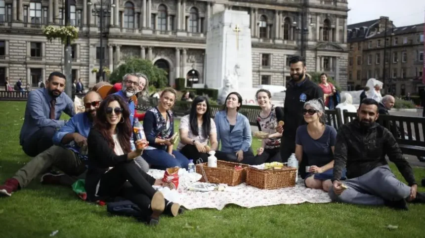 Best Expat Communities and Social Groups in Glasgow