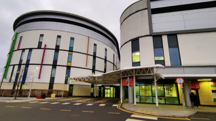 Glasgow A&E Doors Closed on Sick Children in Glasgow 2026
