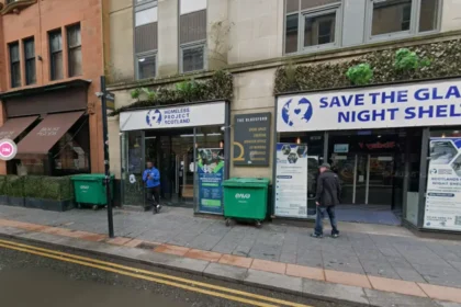 Pregnant Woman Sleeps on Shelter Floor in Glasgow 2026