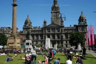 Why Glaswegians Are Known as the UKs Friendliest People