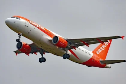 EasyJet Glasgow Flight Diverts to Amsterdam Due to Medical Emergency, Amsterdam 2026