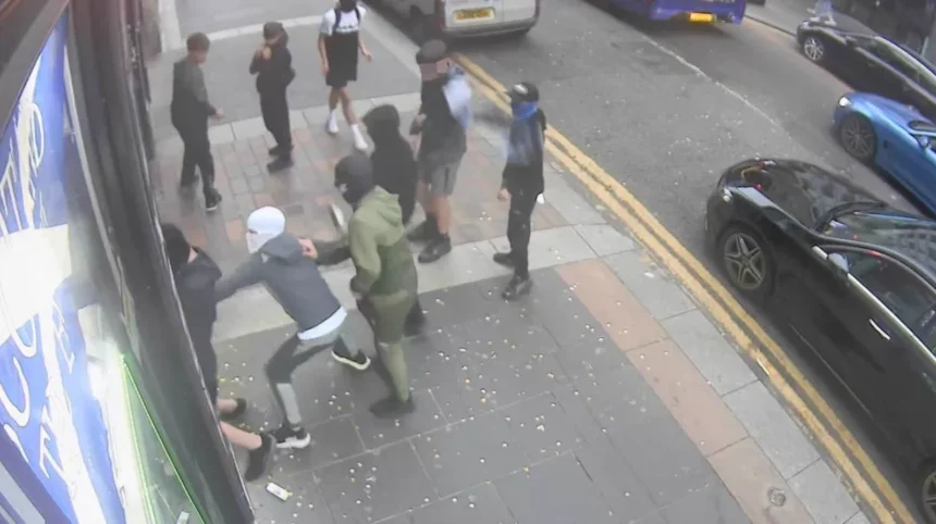 Glasgow Youth Gangs Rampage at Shops, Glasgow 2026